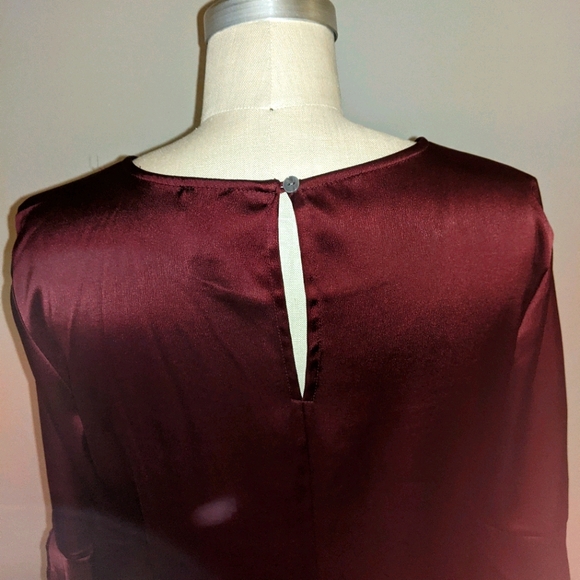 Burgundy bell sleeve dress - Picture 3 of 4